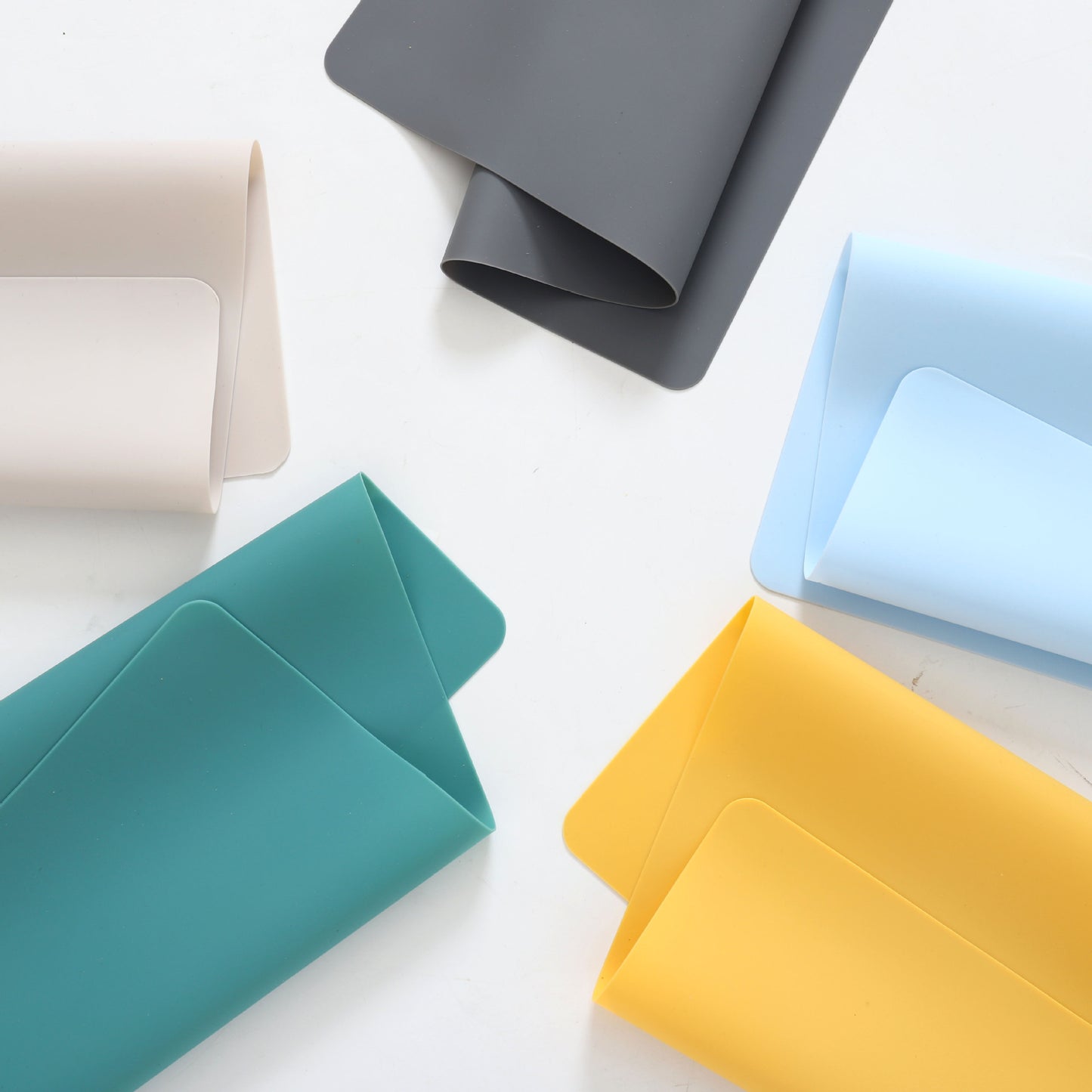 Silicone Dining Mat, Nordic Style 40*30 cm Table Mat